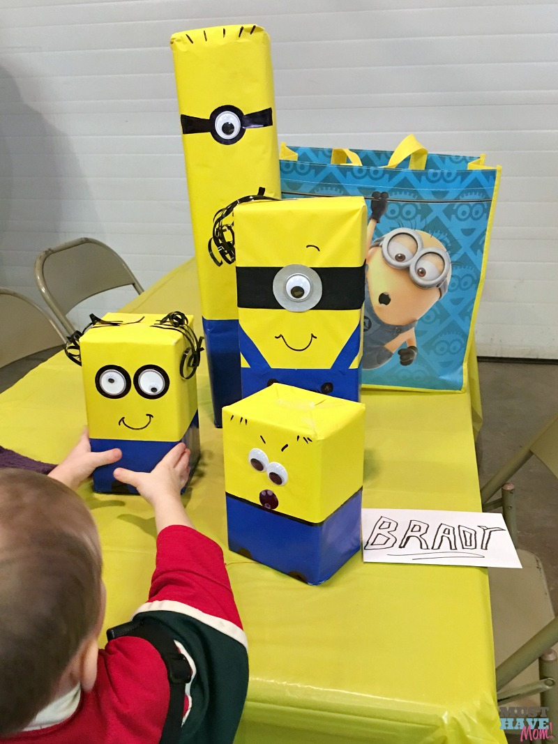 Minion Birthday Party Food Ideas &amp;amp; Free Printable Minions Food Signs - Free Printable Minion Food Labels